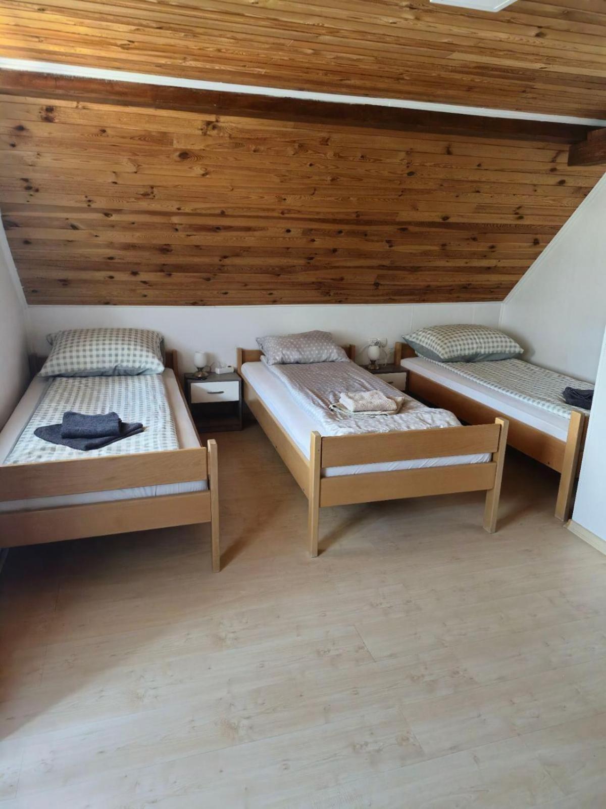 Ferienwohnung Kometer Soba Bovec Exterior foto