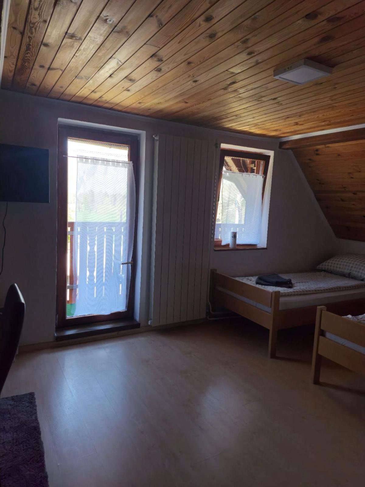 Ferienwohnung Kometer Soba Bovec Exterior foto