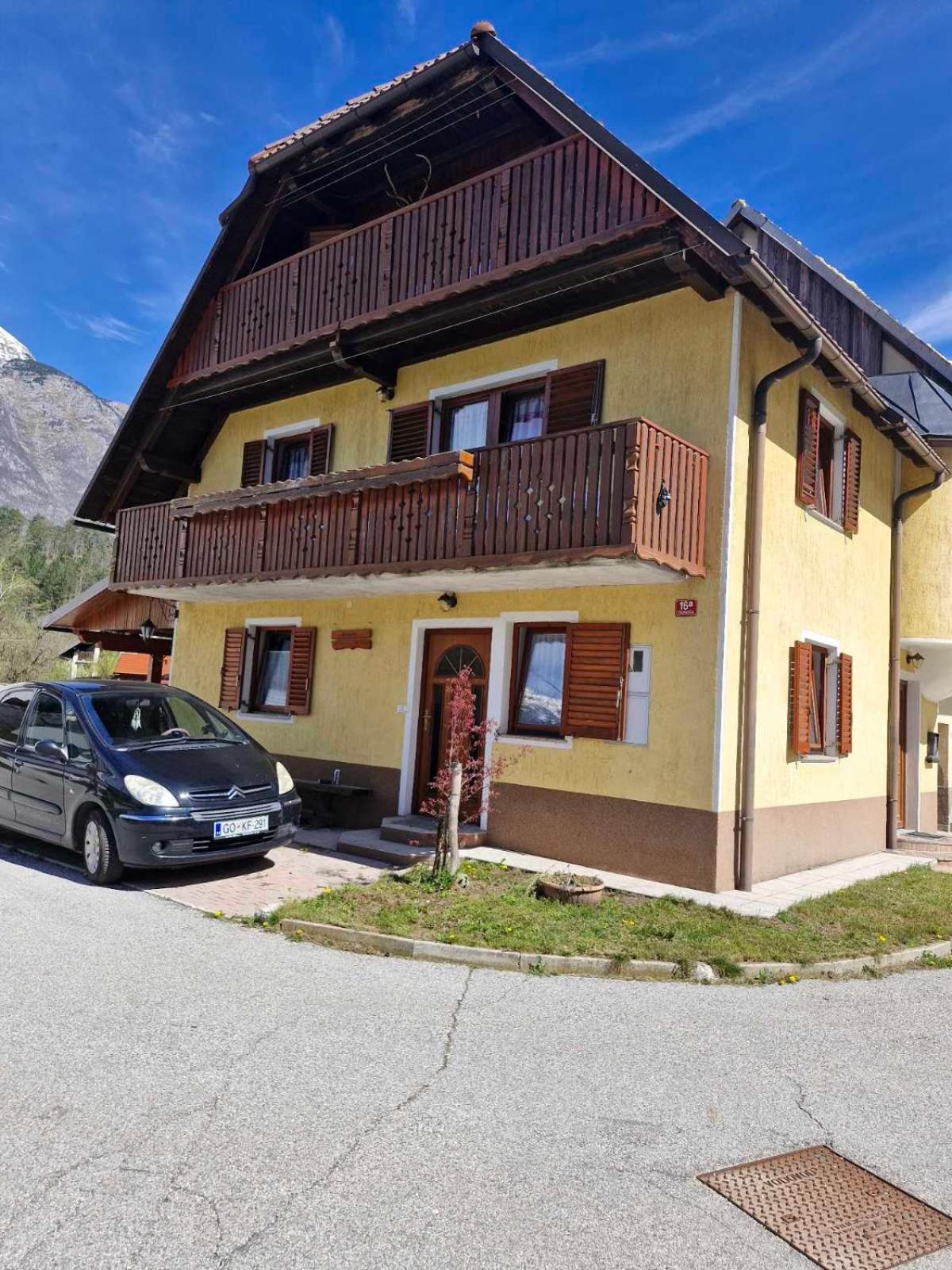 Ferienwohnung Kometer Soba Bovec Exterior foto